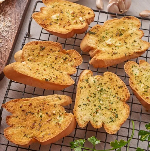 KNOBLAUCH-TOAST